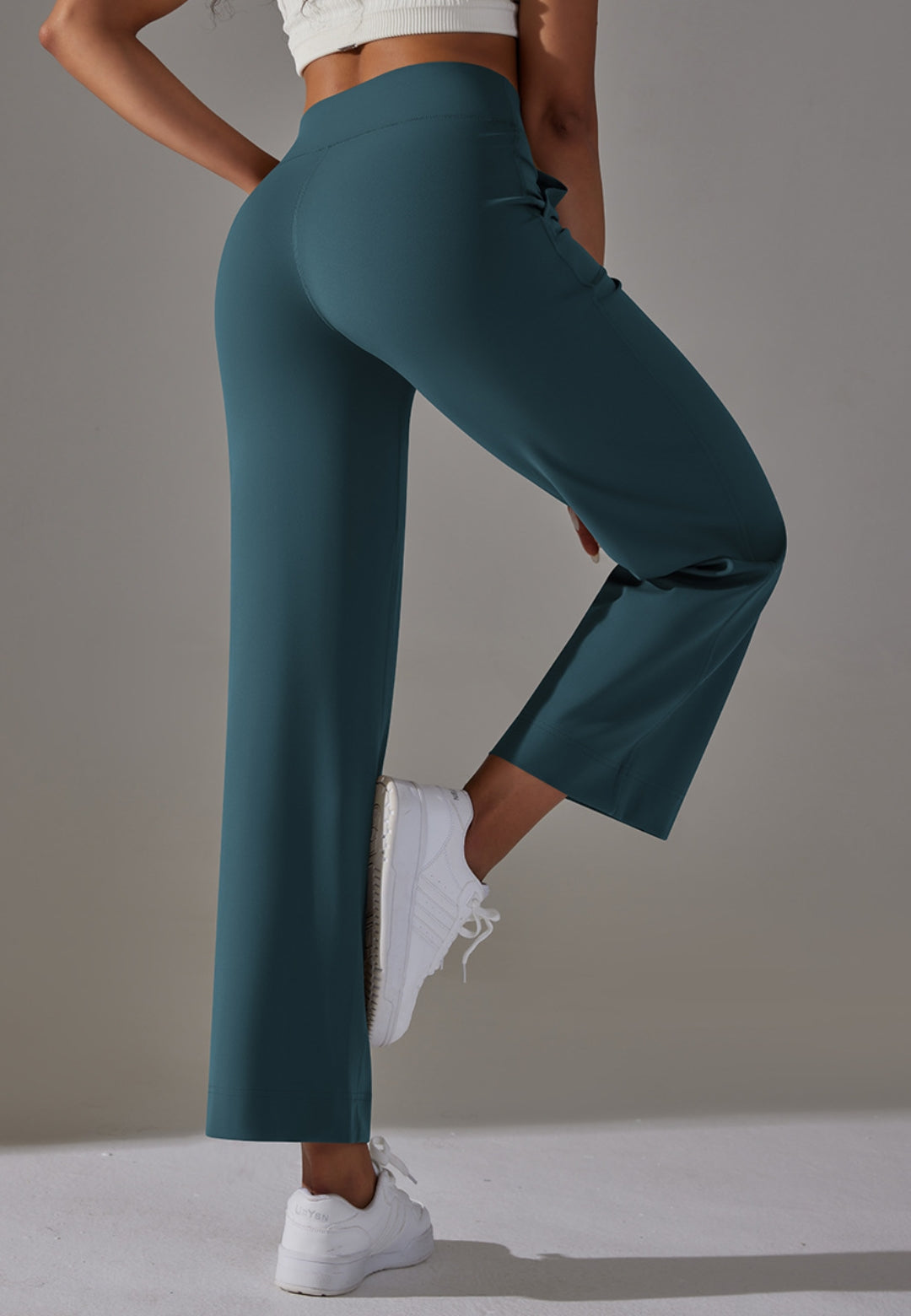 Pantalones de pierna recta con lazo en la cintura