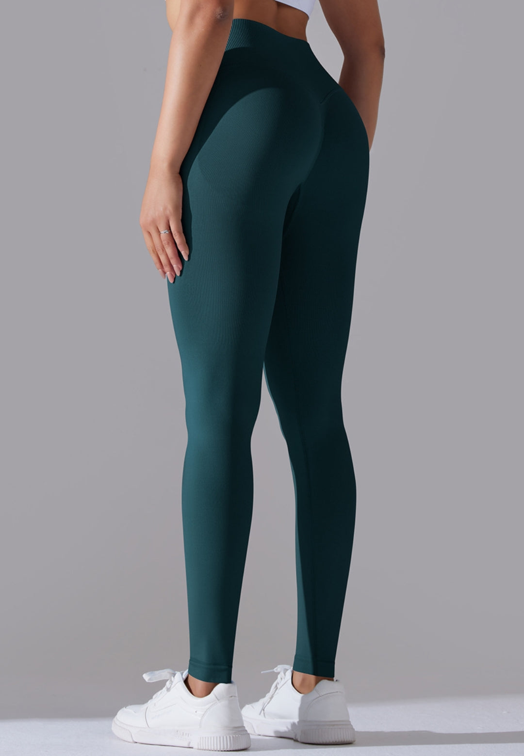Leggings deportivos con cintura en V y canalé