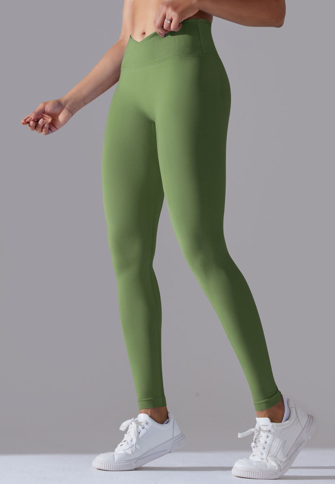 Leggings deportivos con cintura en V y canalé