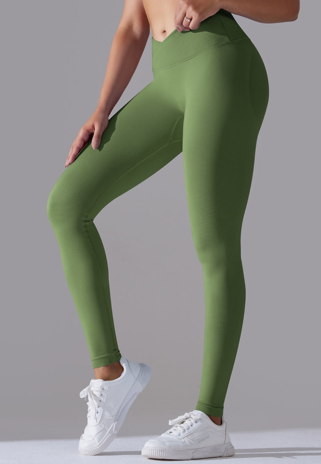 Leggings deportivos con cintura en V y canalé