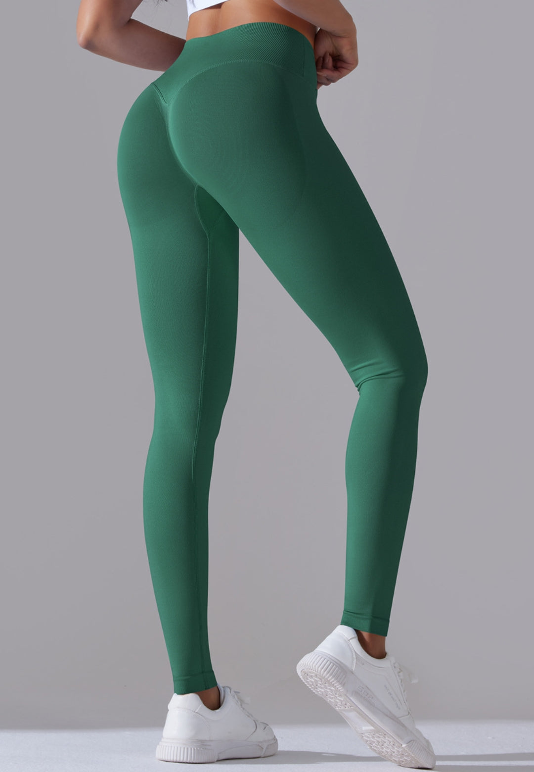 Leggings deportivos con cintura en V y canalé