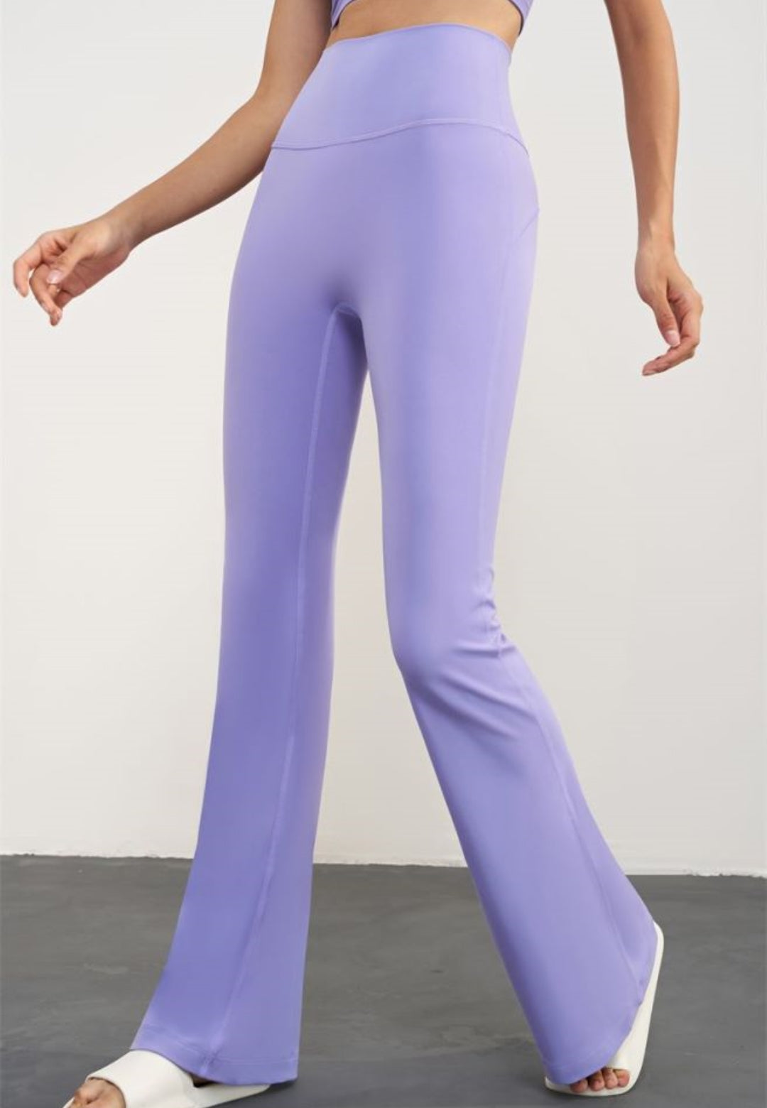 Leggings clásicos acampanados con cintura alta