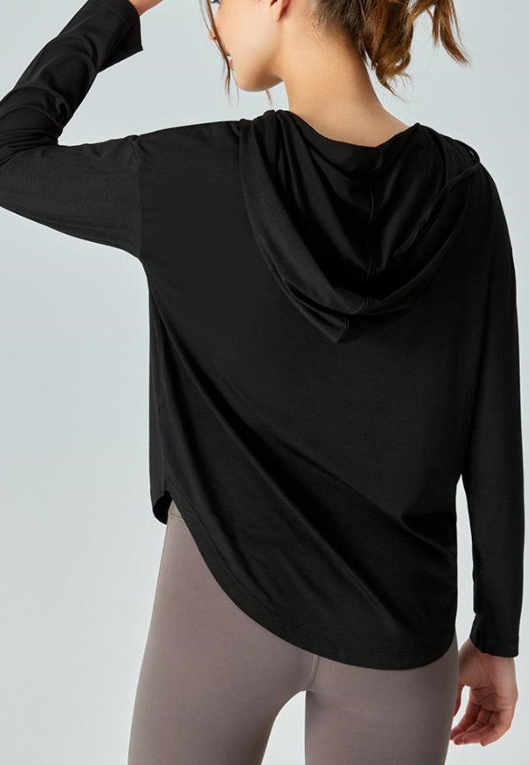 Sudadera con capucha Henley con botones y hombros caídos
