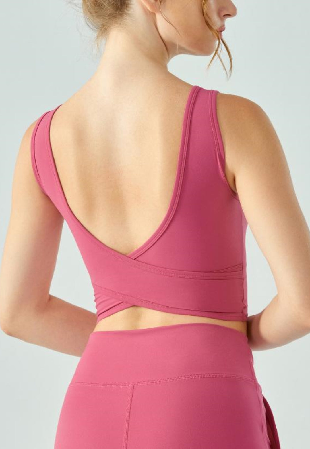 Sujetador deportivo con espalda cruzada para mujer, ajustado, de secado rápido, sin mangas