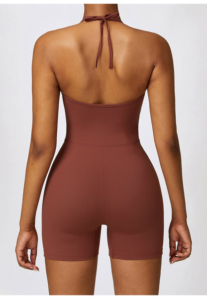 Mono con cuello halter y lazo en la espalda