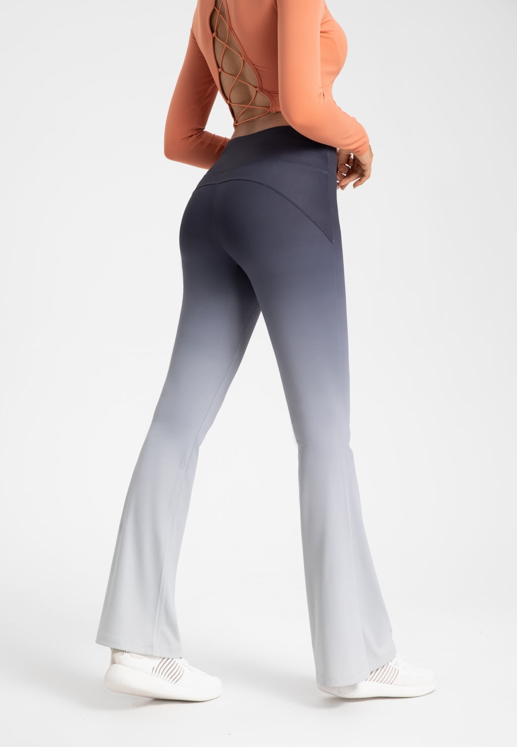 Leggings acampanados con estampado ombré
