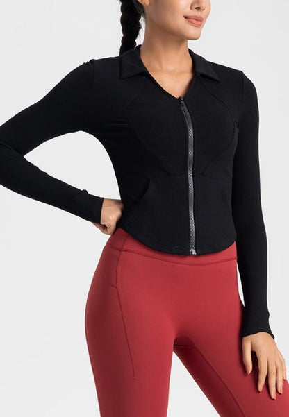 Chaqueta deportiva con cuello y dobladillo curvo