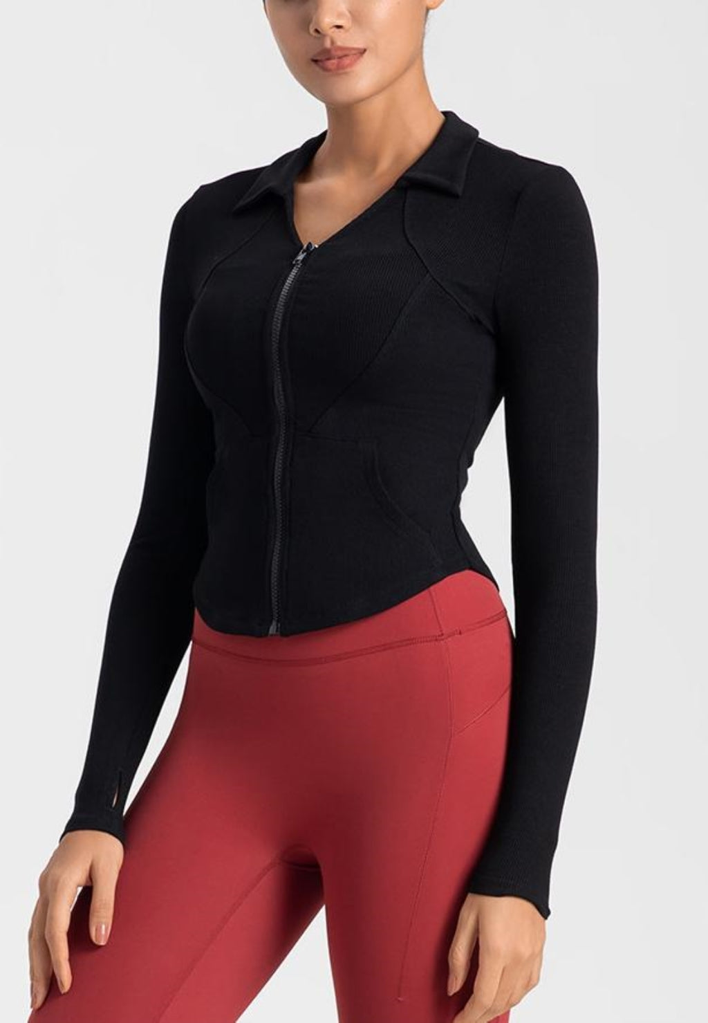 Chaqueta deportiva con cuello y dobladillo curvo