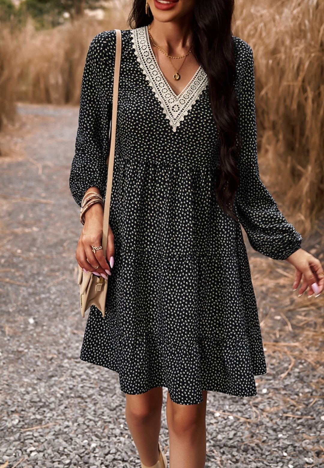 Vestido con capas y estampado de florecitas