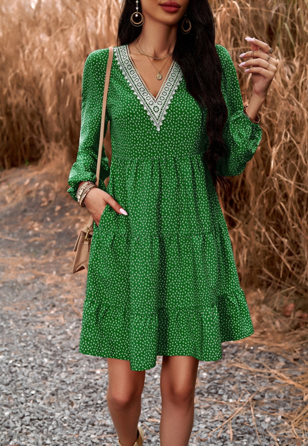 Vestido con capas y estampado de florecitas