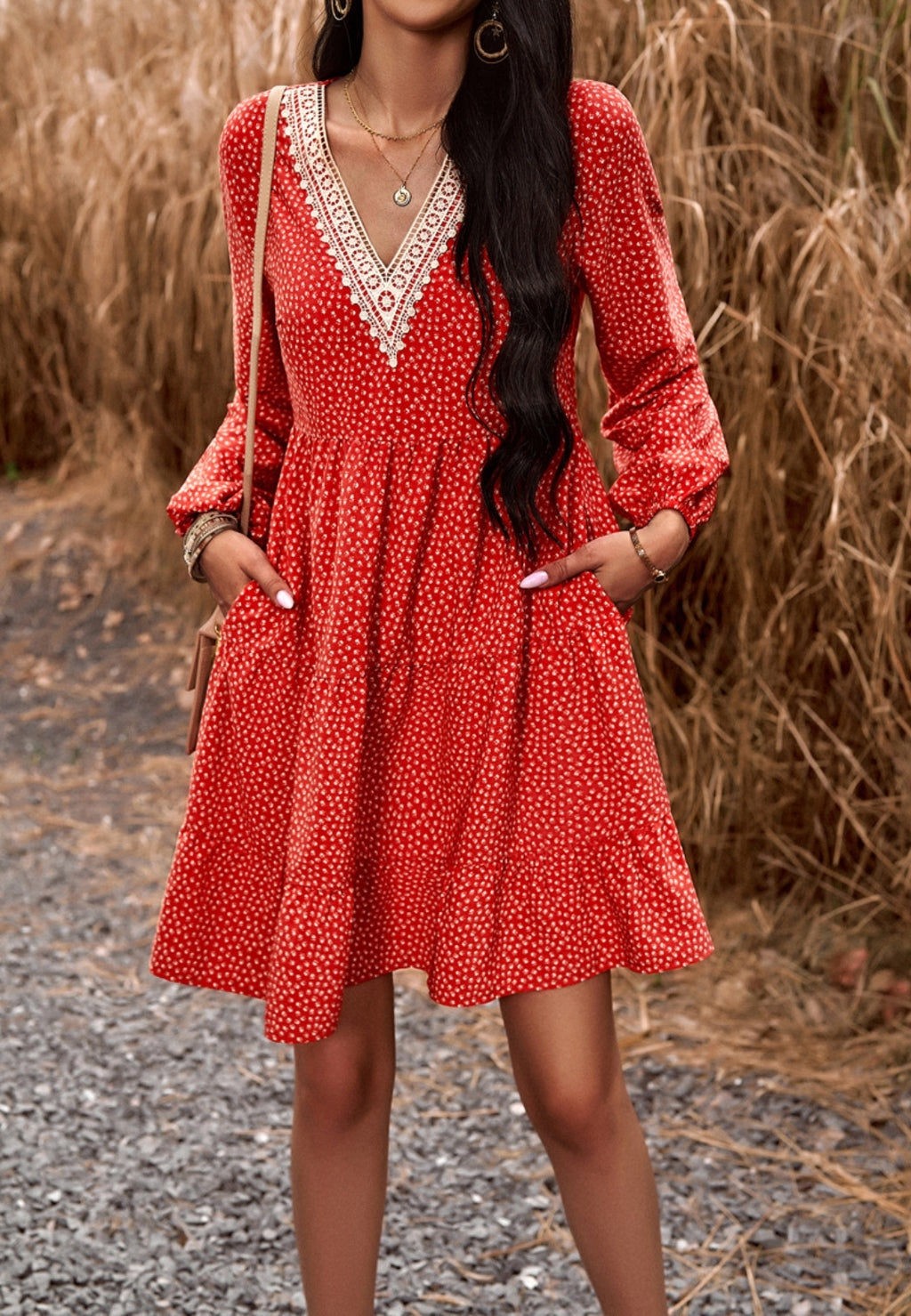 Vestido con capas y estampado de florecitas