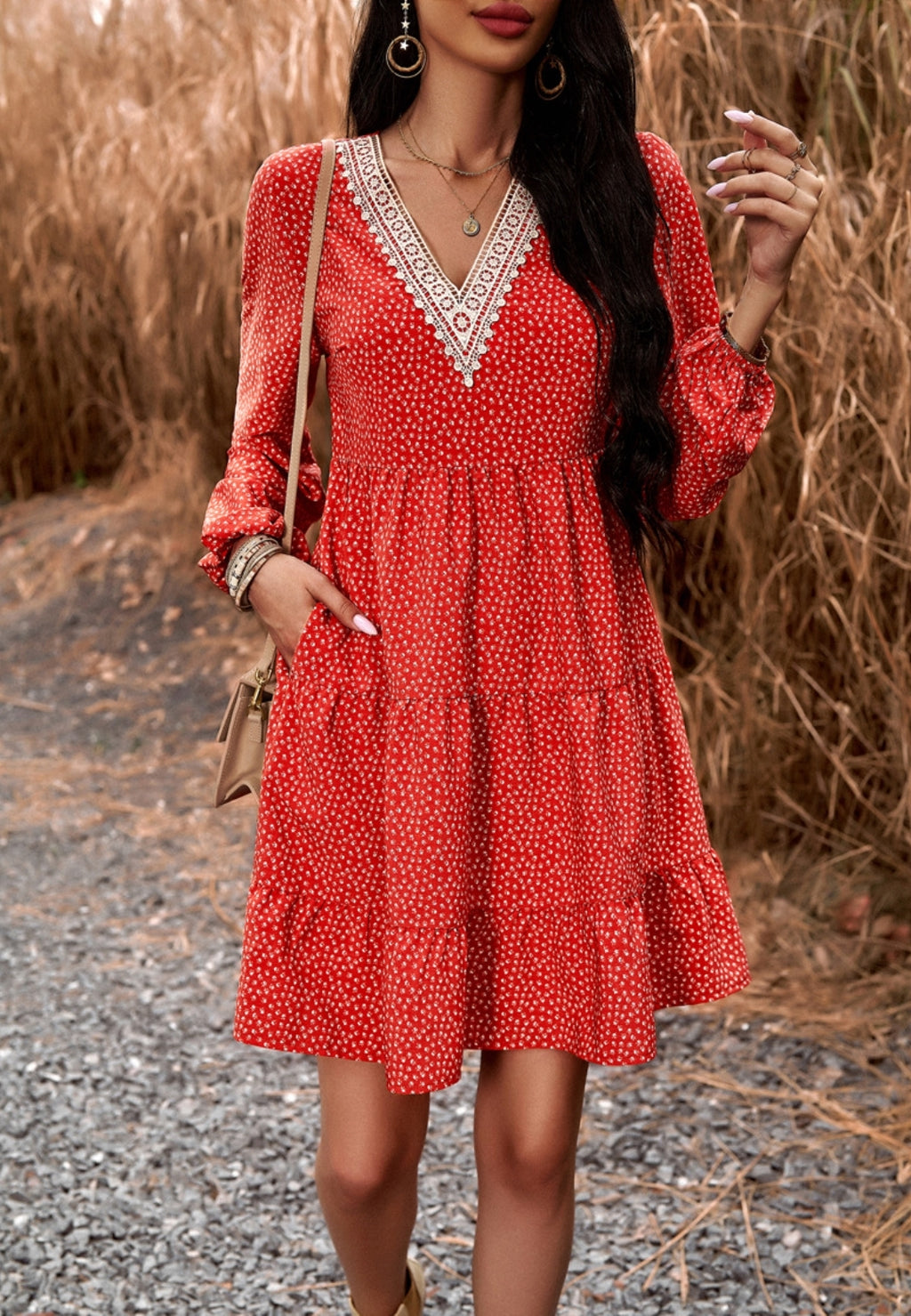 Vestido con capas y estampado de florecitas