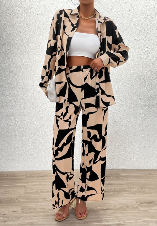 Camisa con botones y estampado abstracto