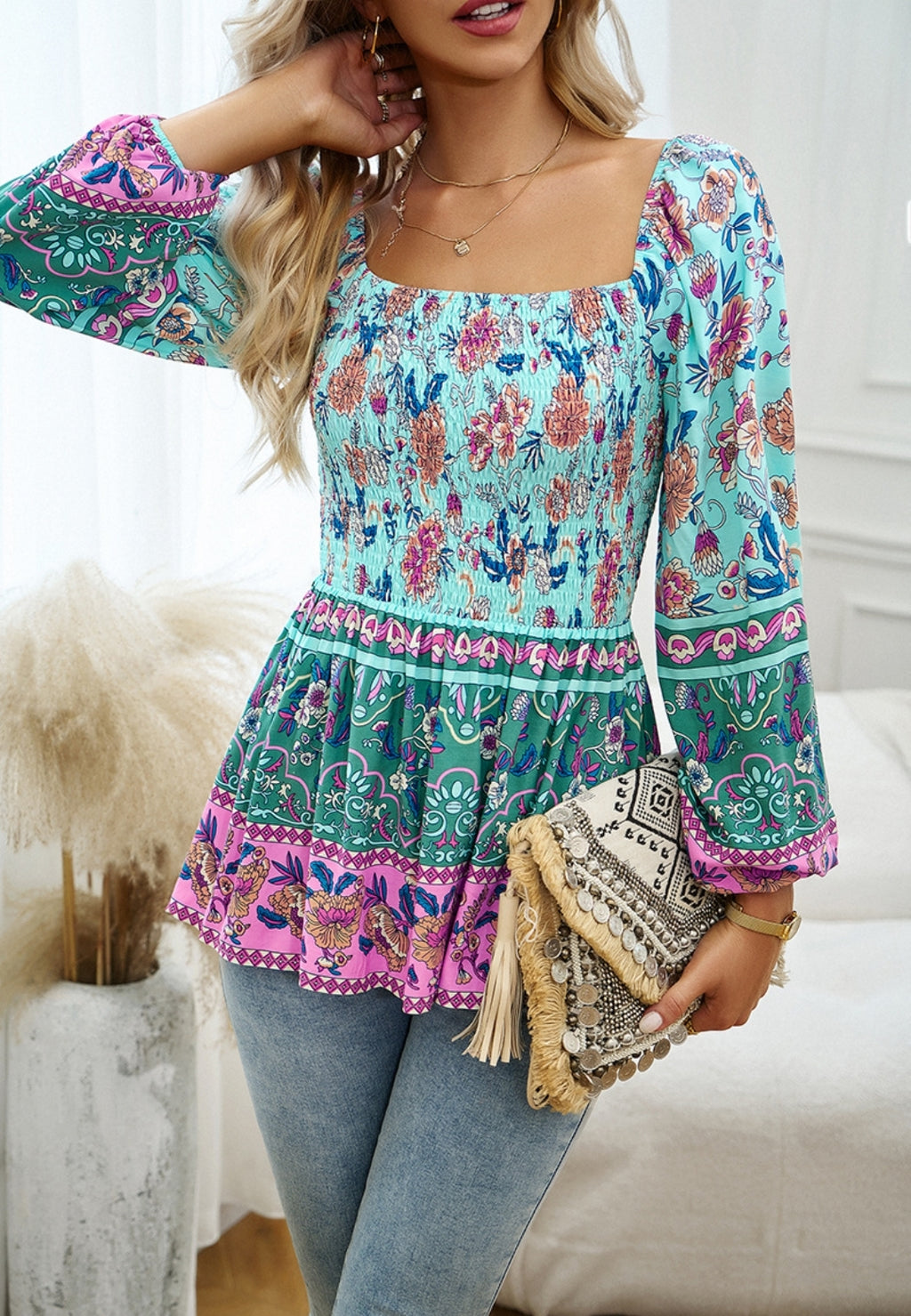 Blusa con hombros descubiertos y estampado floral multicolor