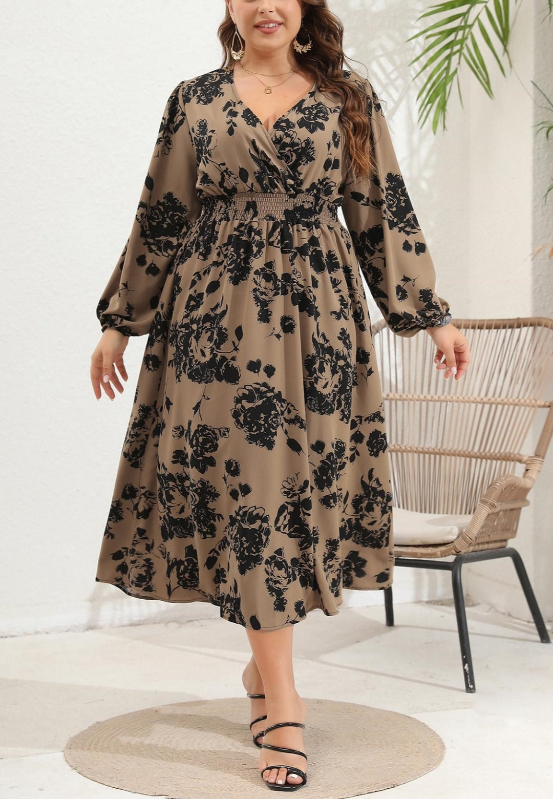 Vestido estampado de rosas Plus