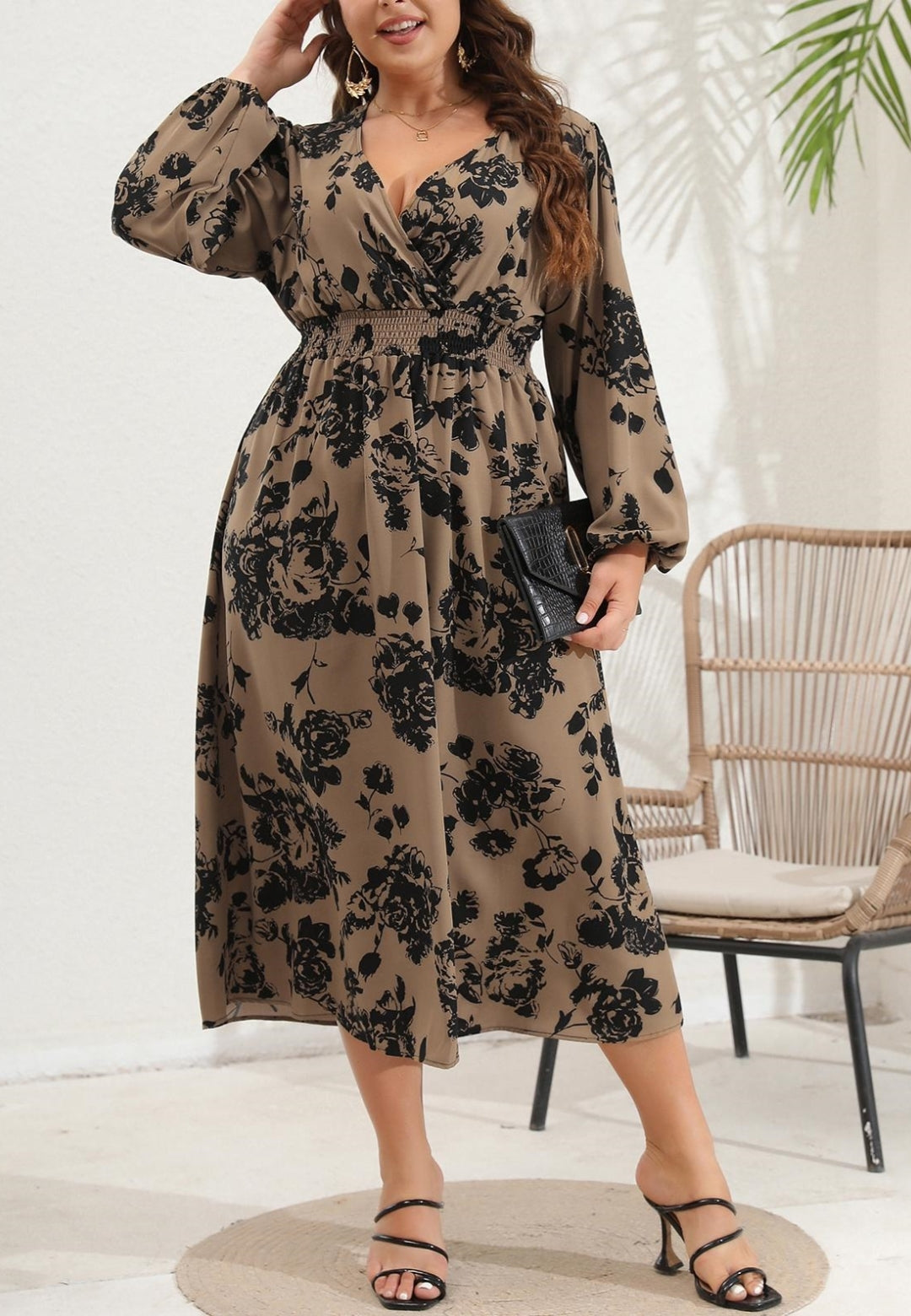 Vestido estampado de rosas Plus