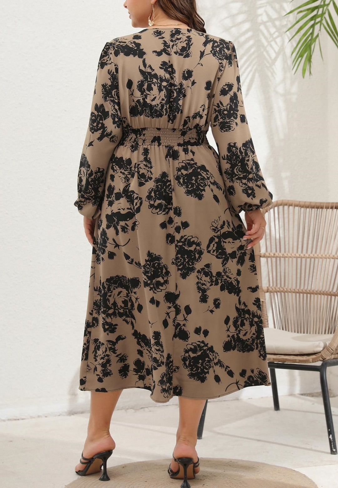 Vestido estampado de rosas Plus