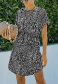 Vestido de cintura fruncida con estampado de guepardo