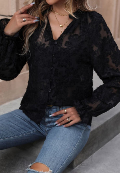 Camisa de encaje transparente con botones