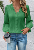 Blusa texturizada con ribete de encaje de crochet