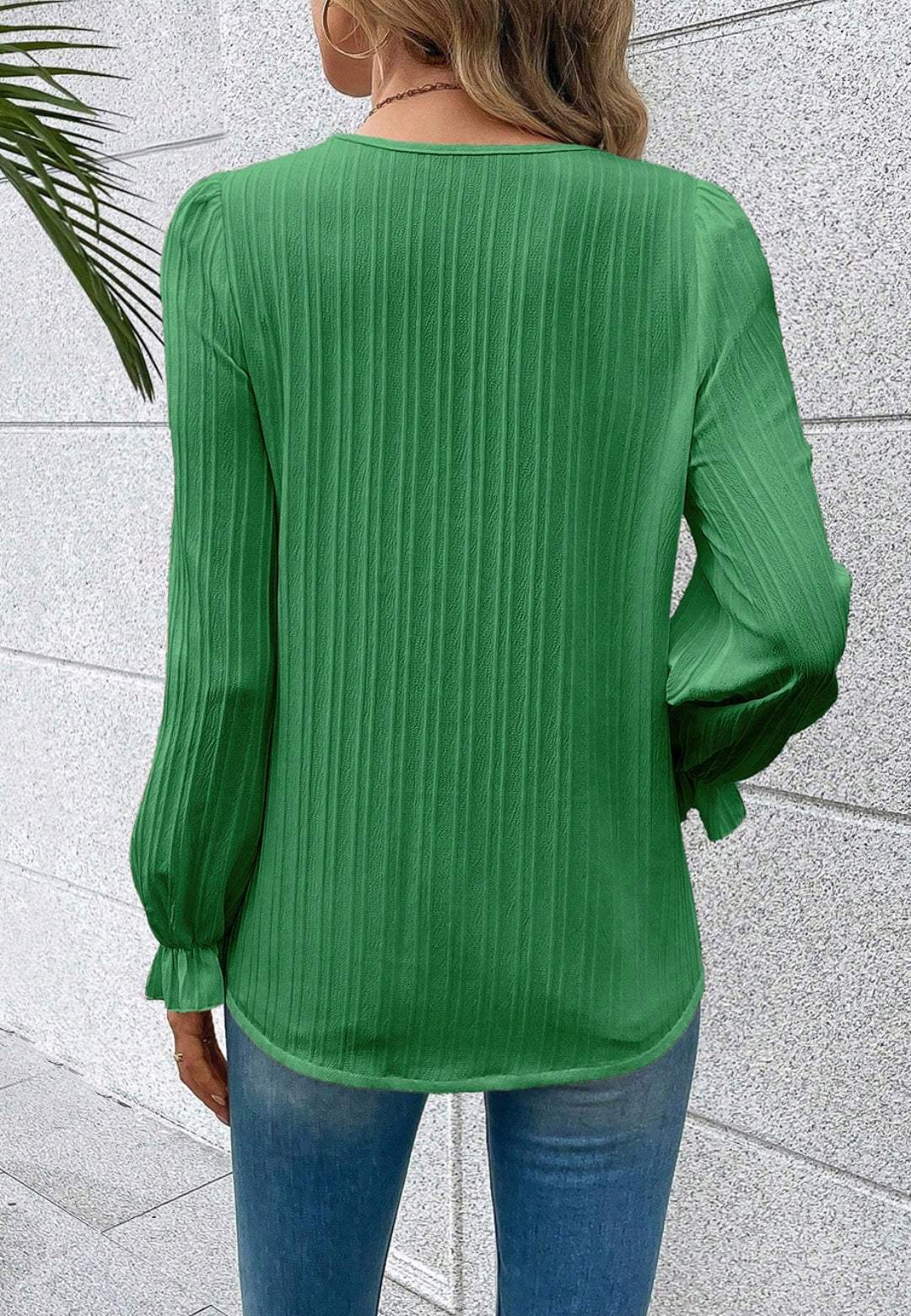 Blusa texturizada con ribete de encaje de crochet