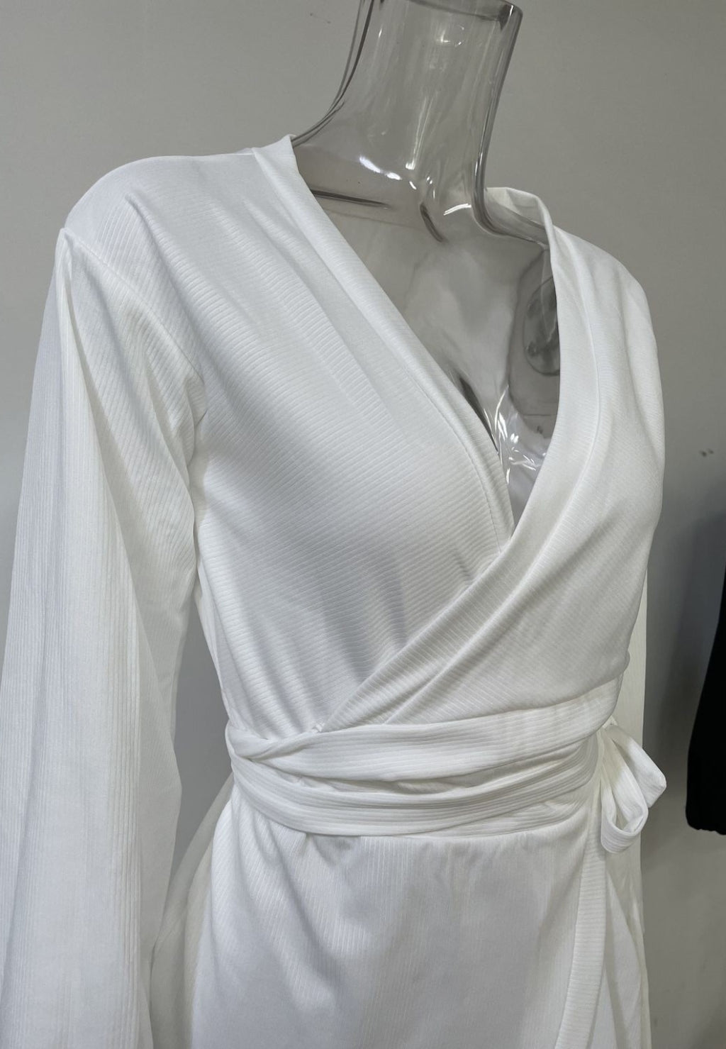 Vestido cruzado con cuello cruzado