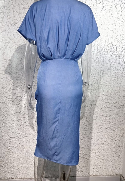 Vestido camisero con detalle fruncido