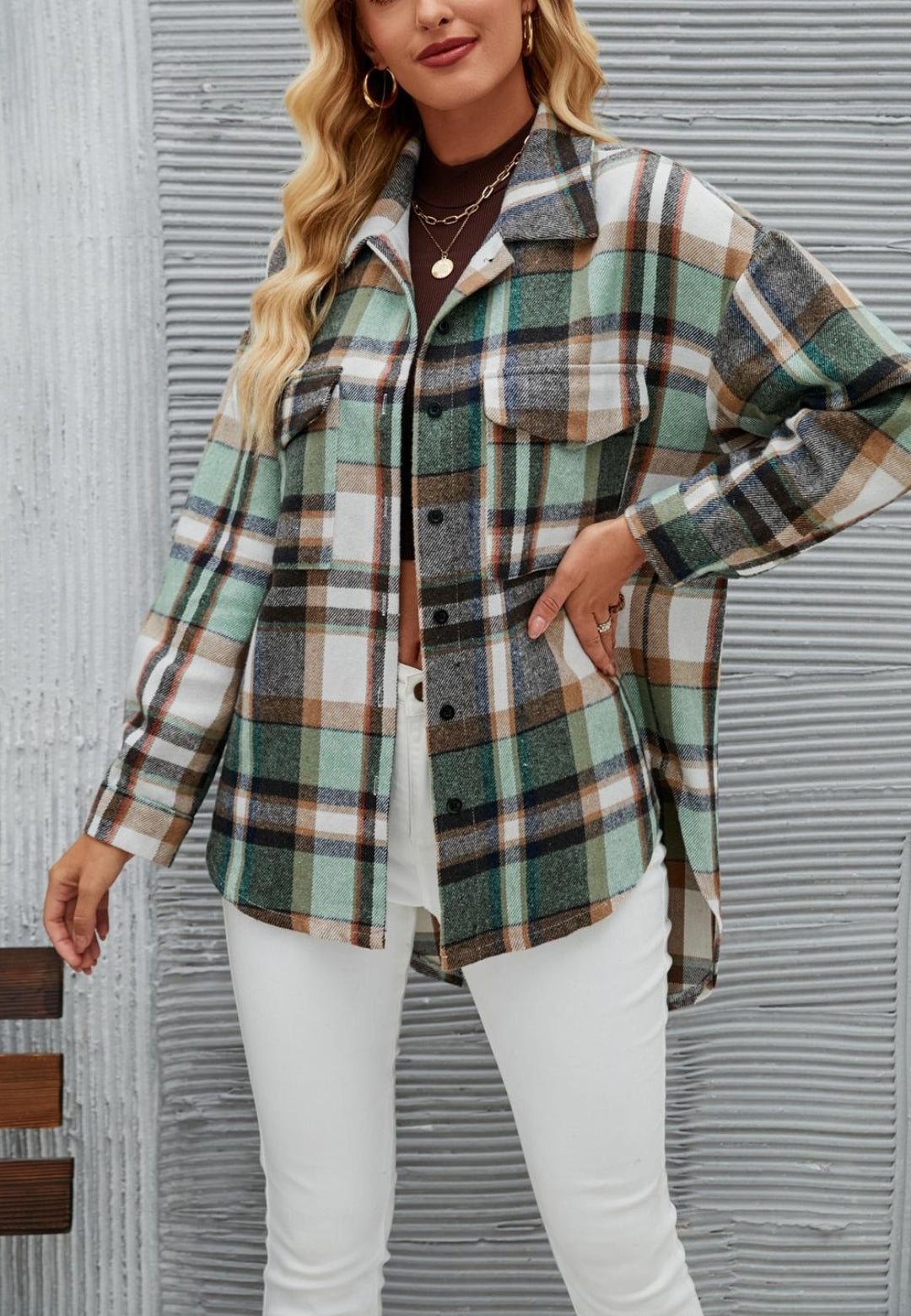 Chaqueta con botones y estampado de cuadros