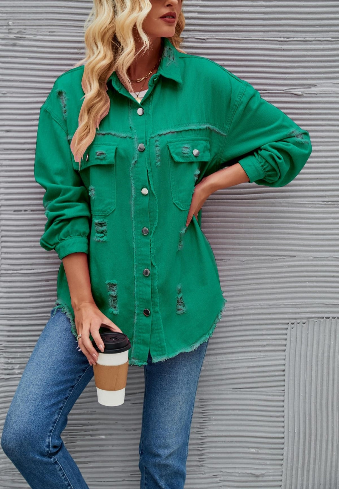 Chaqueta desgastada de color liso