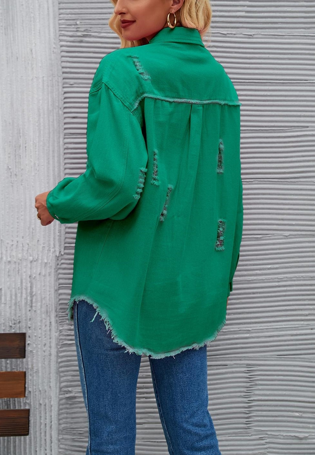 Chaqueta desgastada de color liso