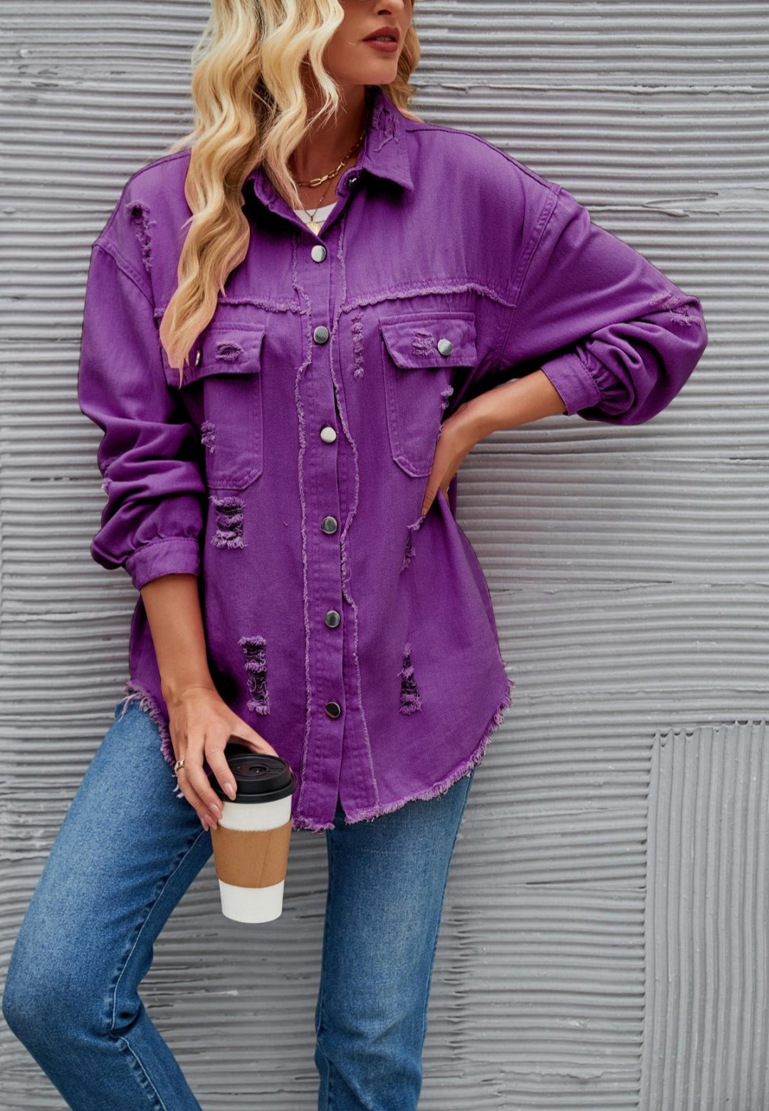 Chaqueta desgastada de color liso