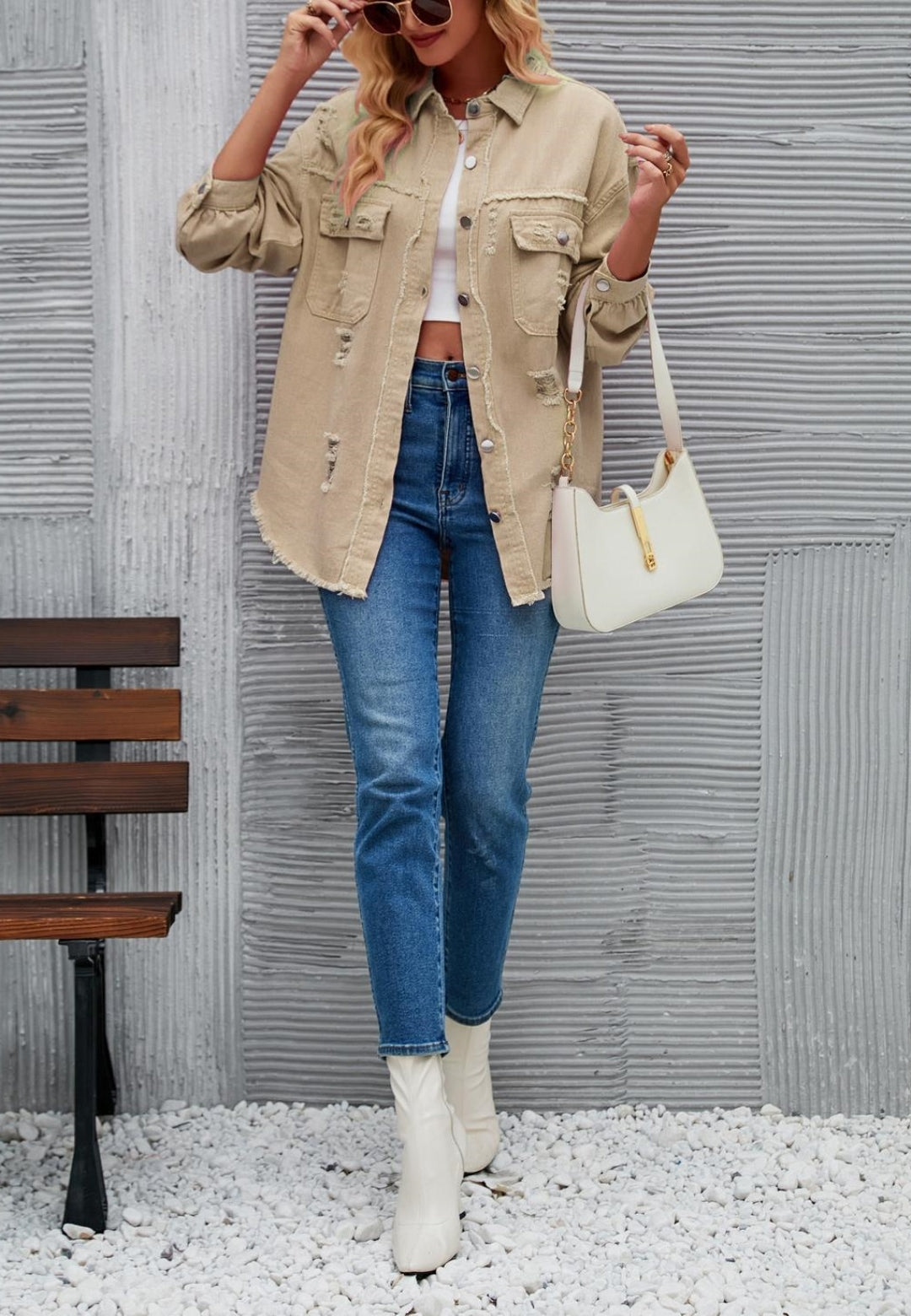 Chaqueta desgastada de color liso