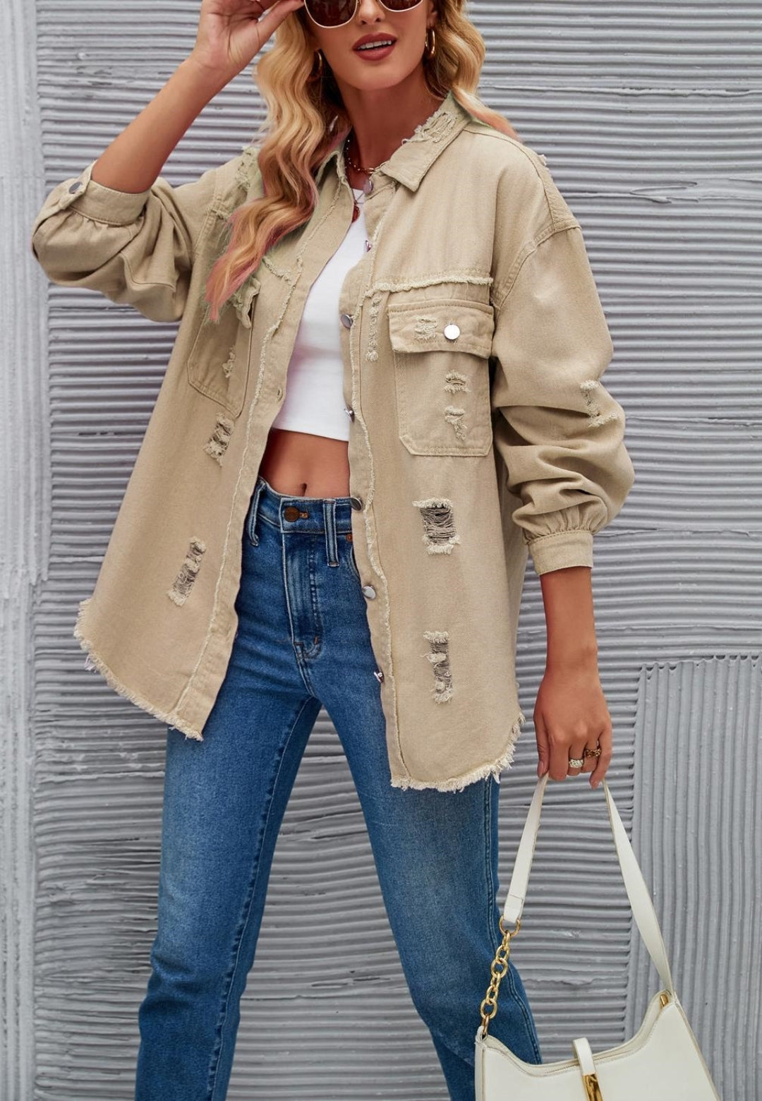 Chaqueta desgastada de color liso