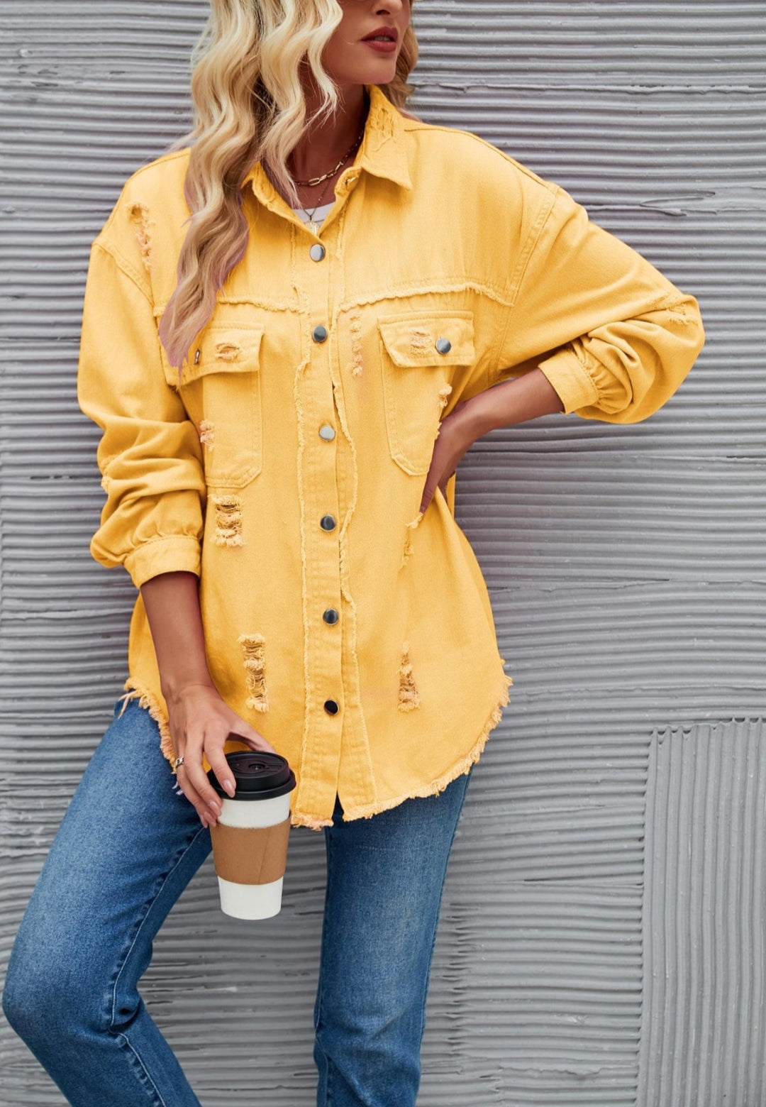 Chaqueta desgastada de color liso