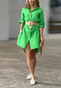 Vestido con botones y solapa enrollable