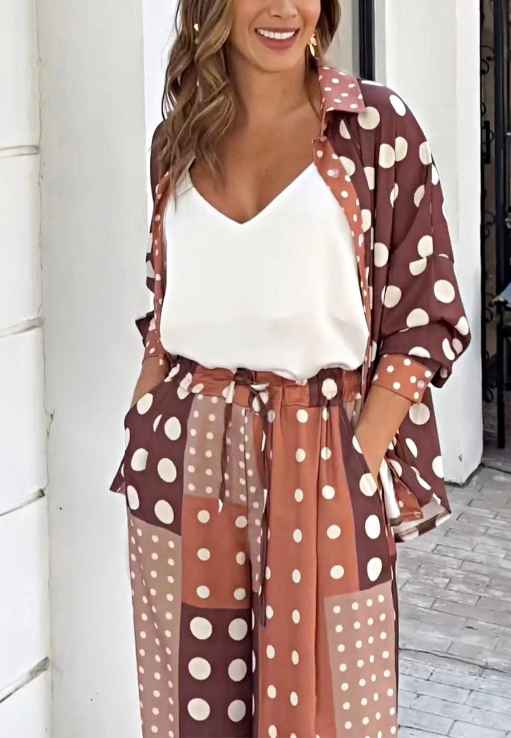 Estampado de lunares múltiples