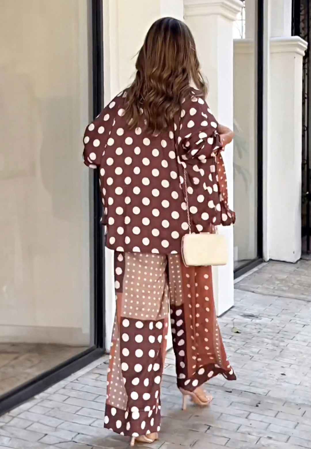 Estampado de lunares múltiples