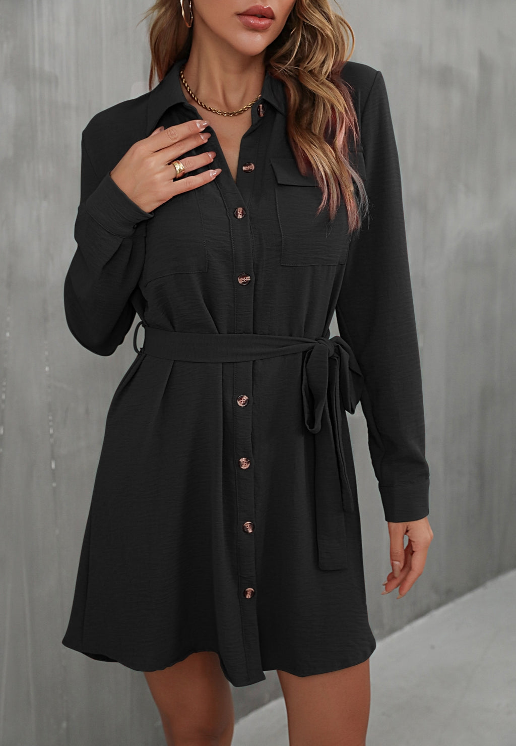 Vestido camisero con botones y cuello liso