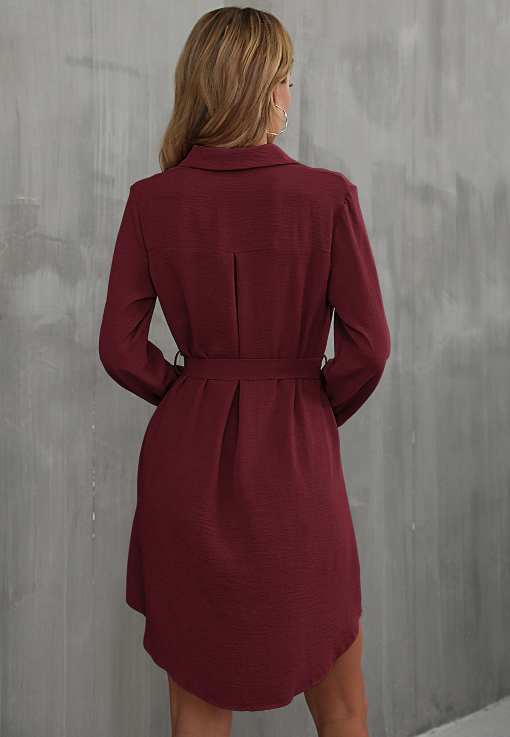 Vestido camisero con botones y cuello liso