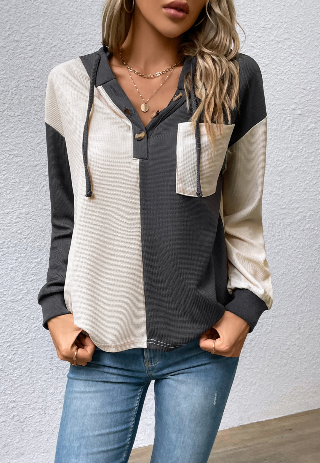 Sudadera con capucha de dos tonos