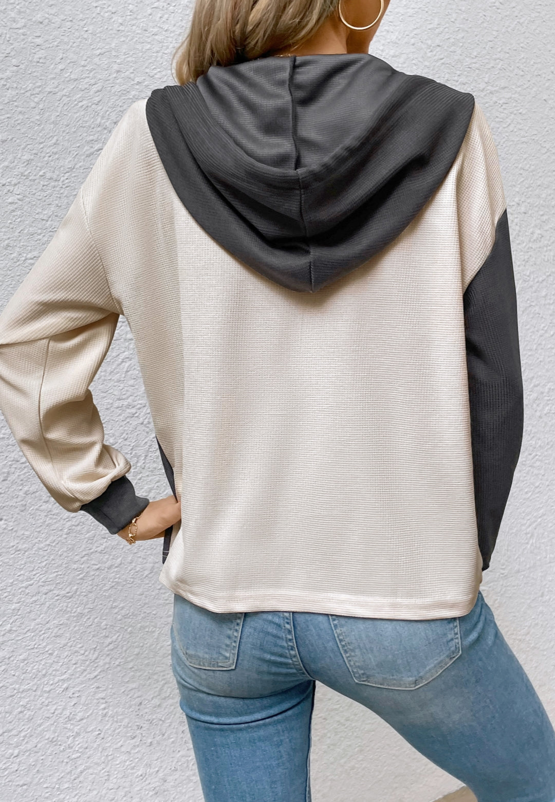 Sudadera con capucha de dos tonos
