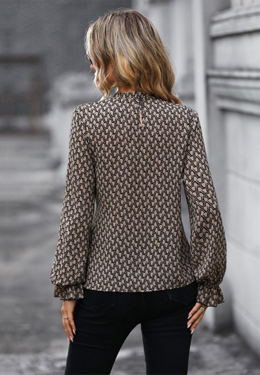 Geometric Print Tie Waist Blouse