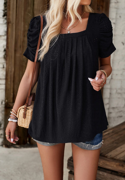 Blusa con escote cuadrado y mangas fruncidas