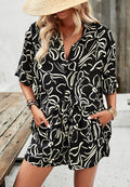 Camisa con botones y pantalones cortos con estampado abstracto