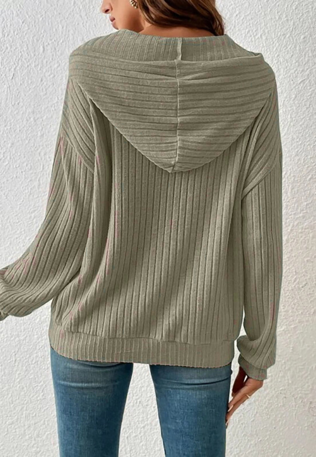 Sudadera clásica con capucha de punto acanalado