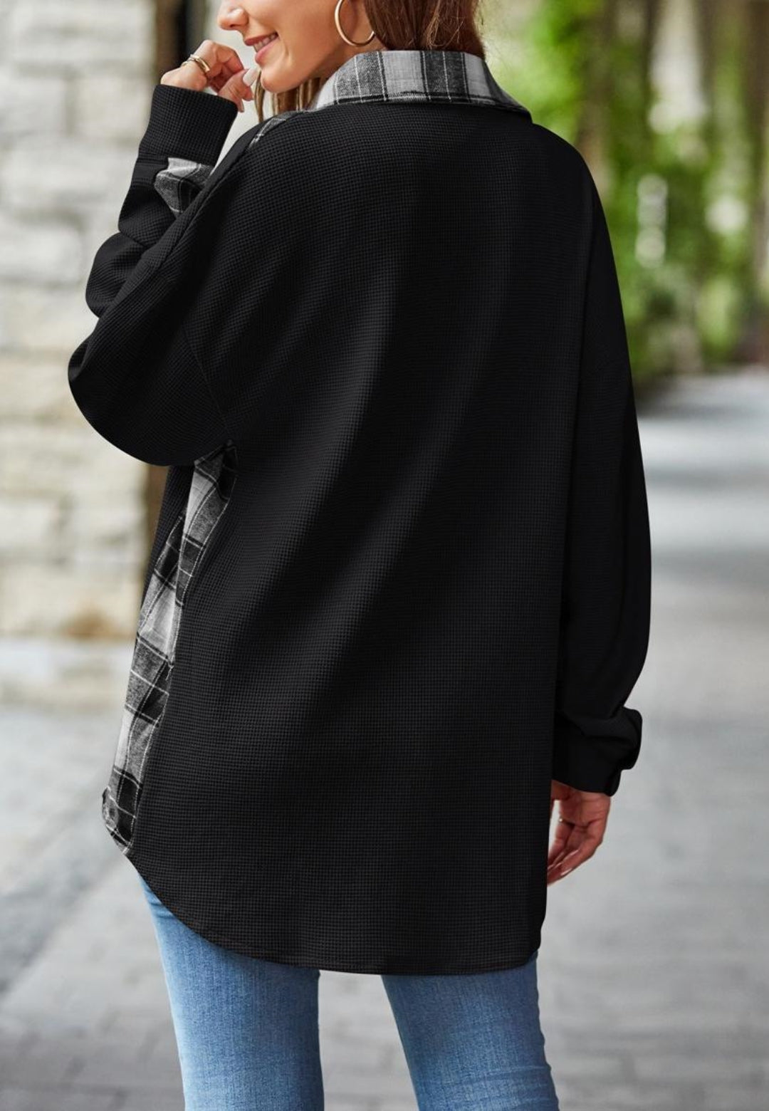 Chaqueta con detalle de estampado de cuadros