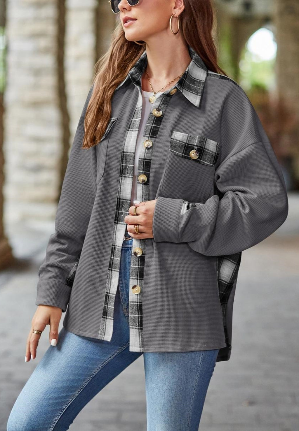 Chaqueta con detalle de estampado de cuadros