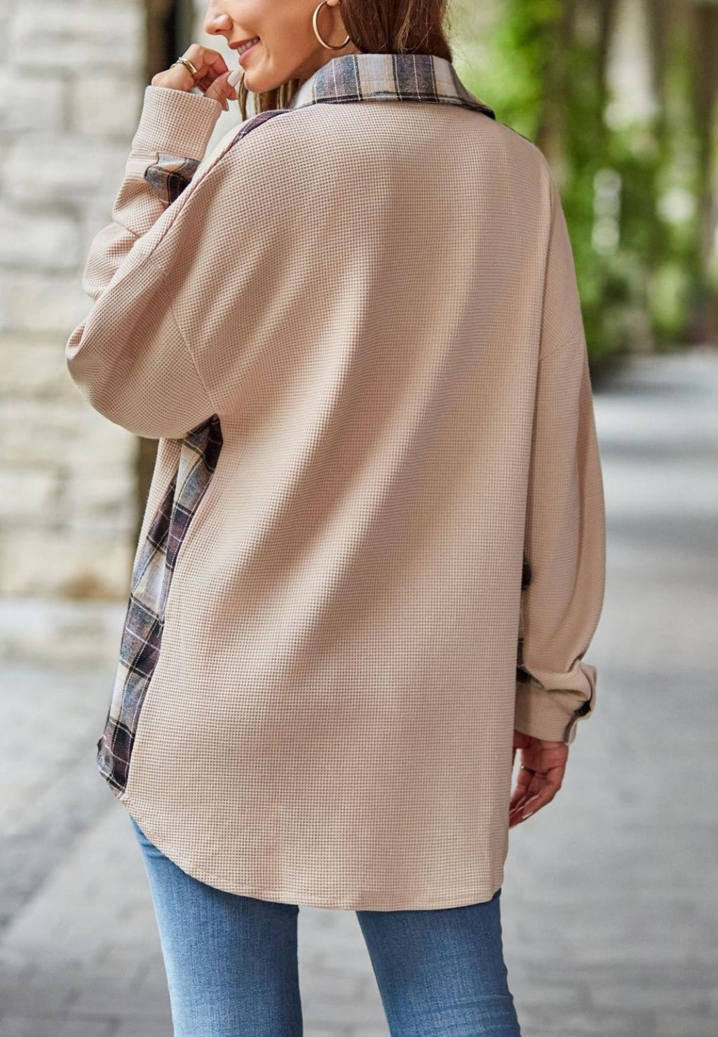 Chaqueta con detalle de estampado de cuadros