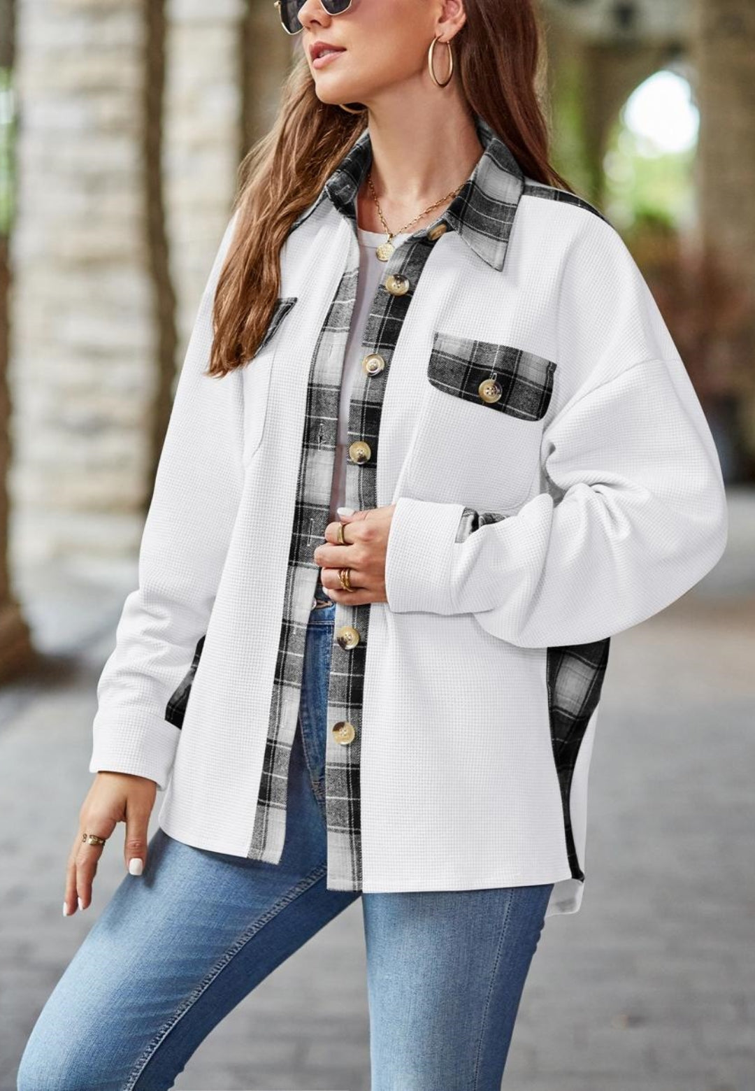 Chaqueta con detalle de estampado de cuadros