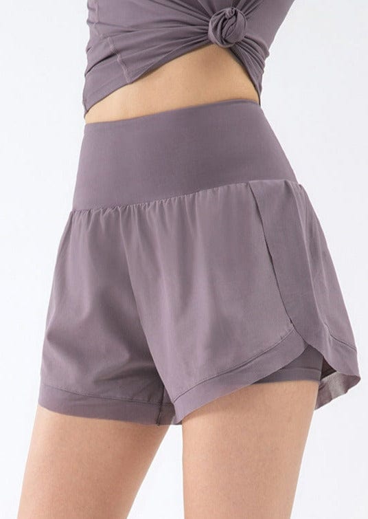 Pantalones cortos deportivos con forro de encaje de malla